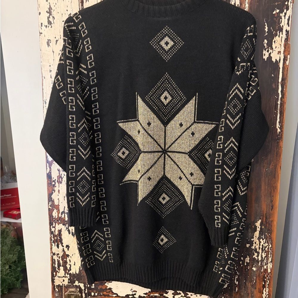 Ellen-D Kollection vintage Black and Cream Geometric Pattern Sweater. Made in🇺🇸